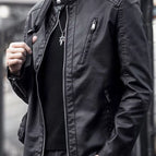 Black / M